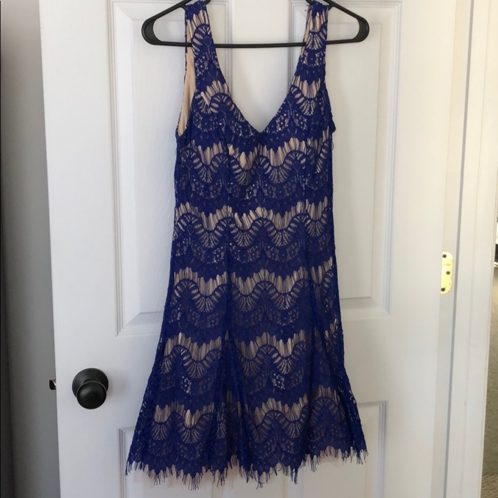 Blue lace minidress Size 7/8